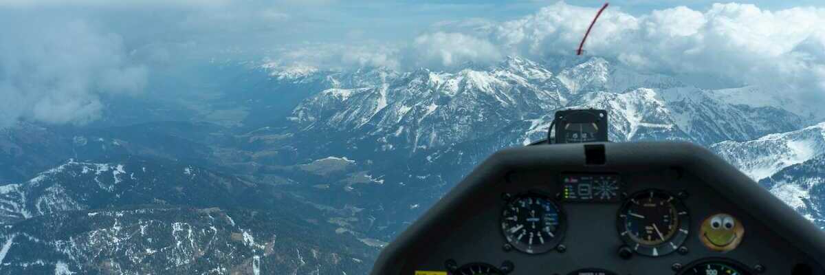 Flugwegposition um 13:07:10: Aufgenommen in der Nähe von Gemeinde Lesachtal, Österreich in 3022 Meter